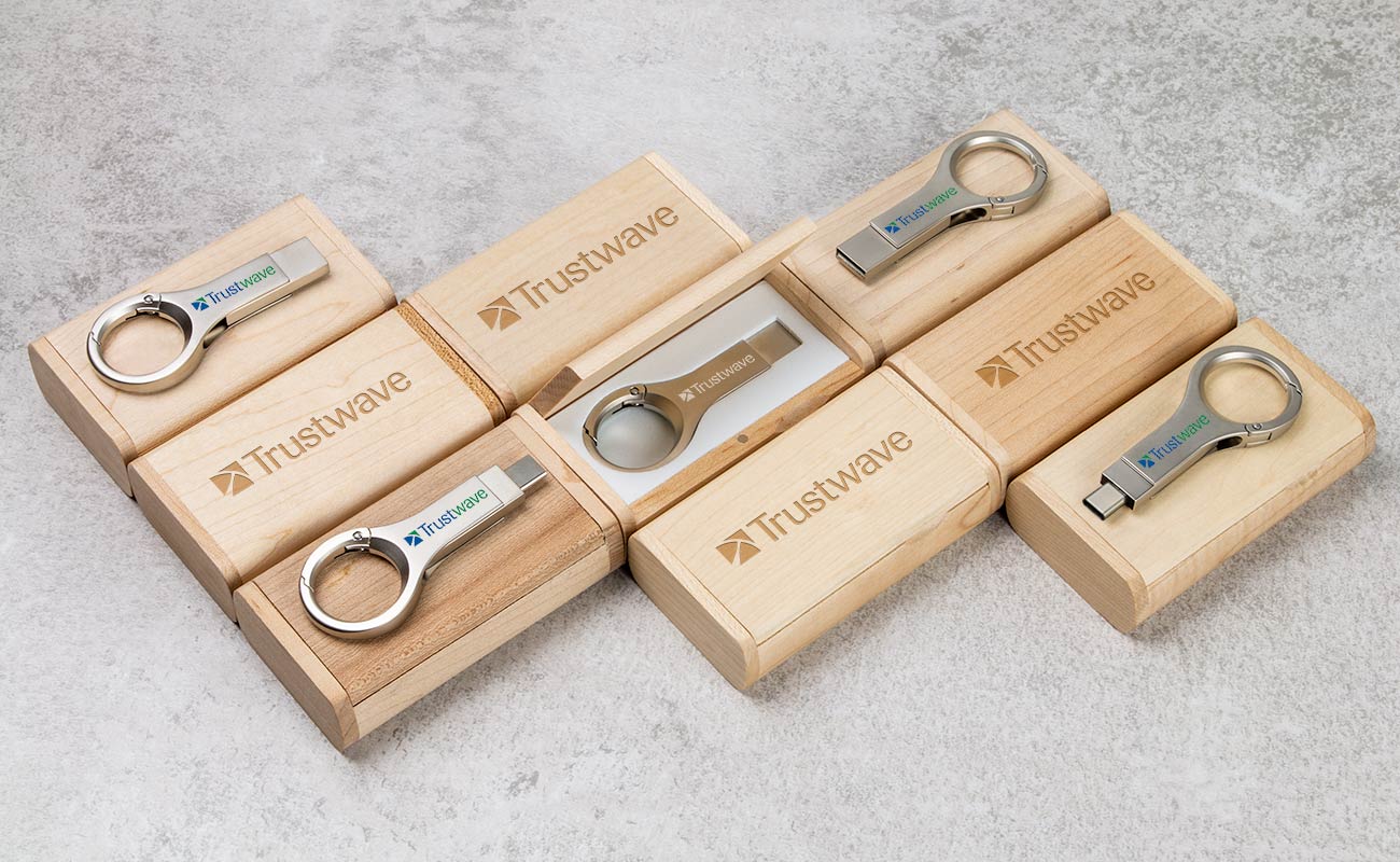 Active - USB-C med Tryk gallery thumbnail