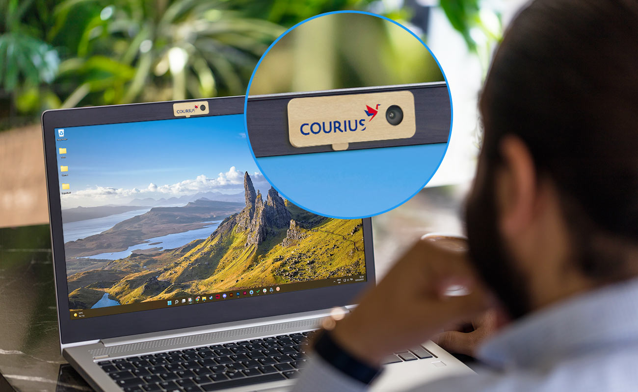 Canopy - Speciallavet træ Webcam Cover gallery thumbnail