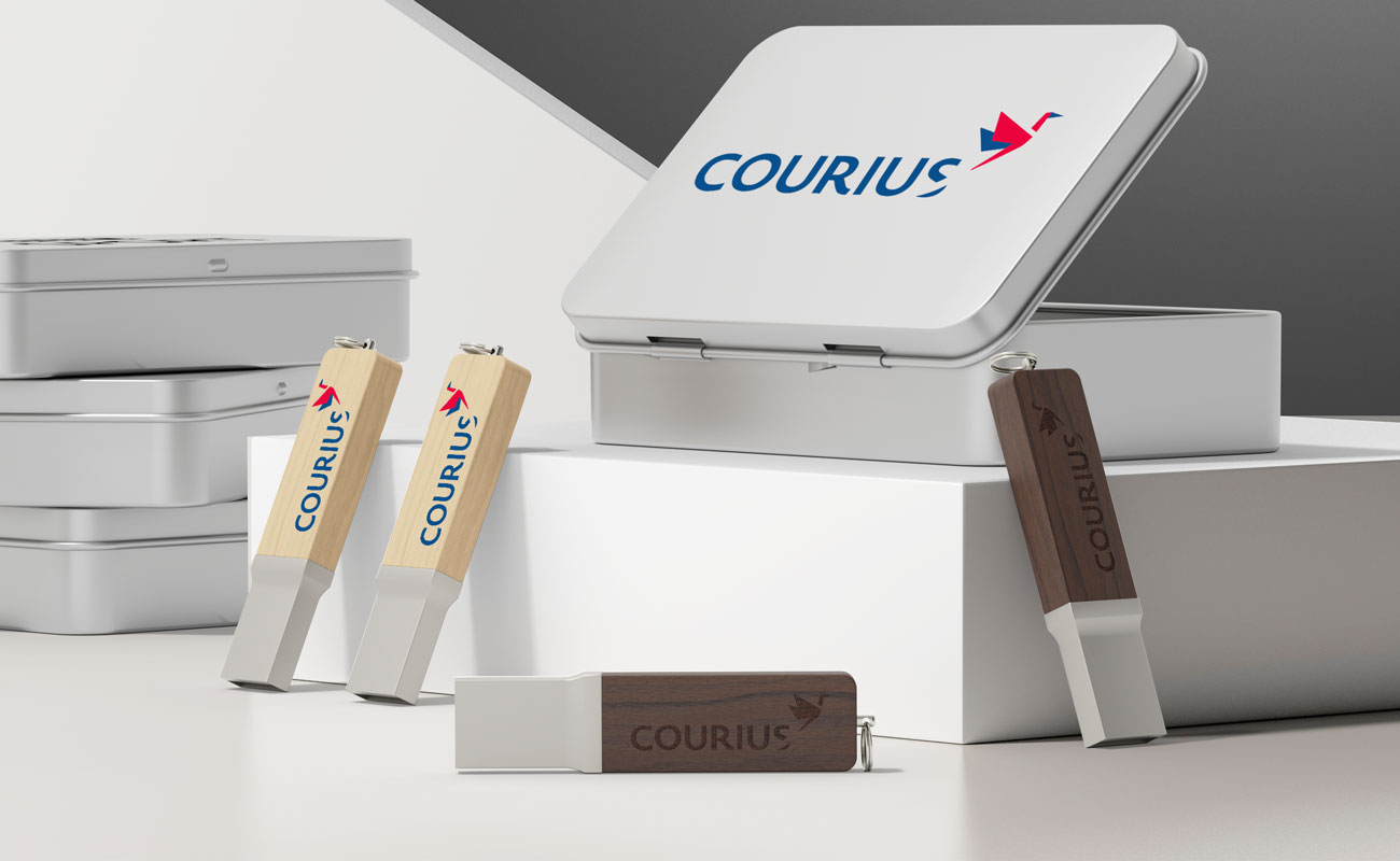 Carve - USB Stick i Træ gallery thumbnail