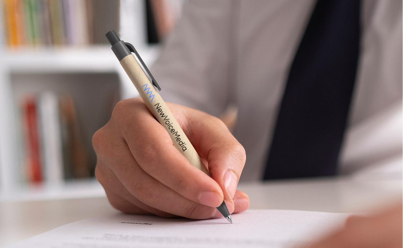 Ditto - salgsfremmende genbrugspap kuglepenne med logo gallery thumbnail