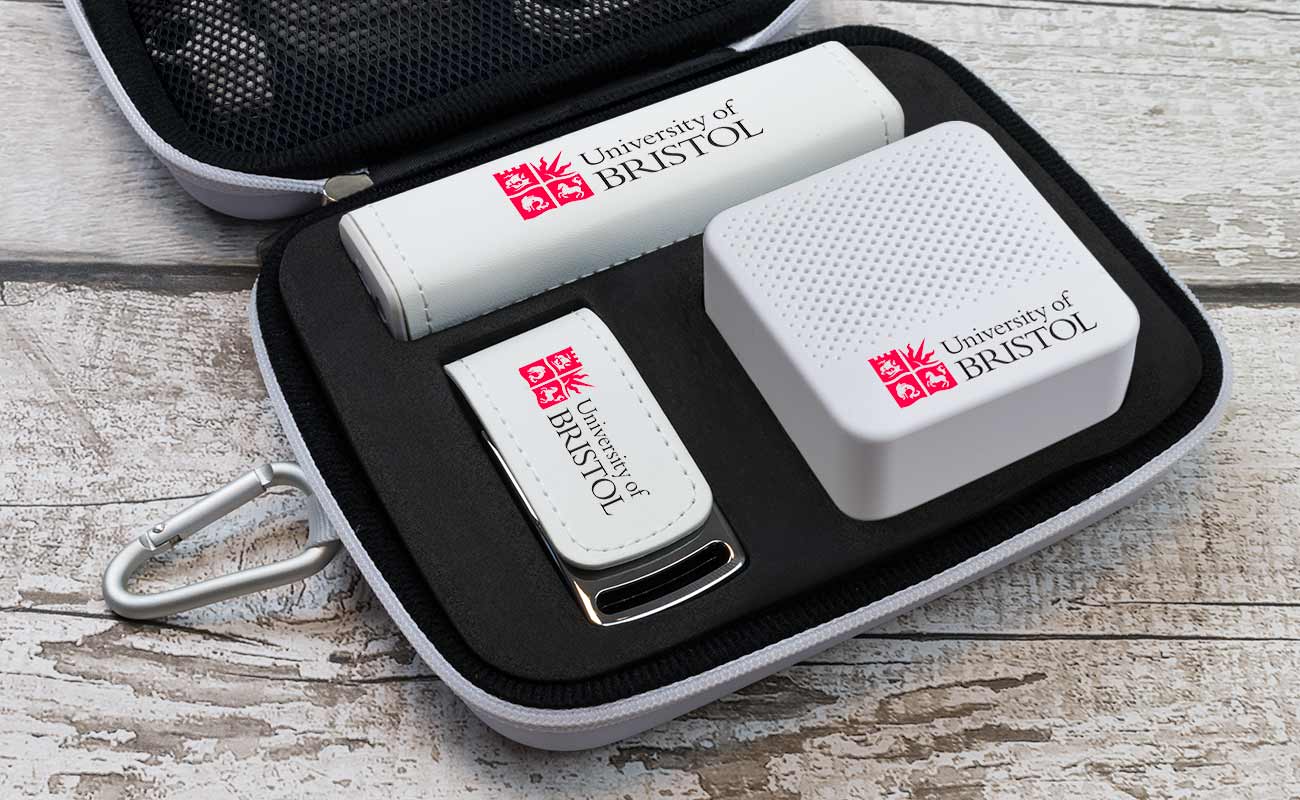 Leather L - Gavesæt efter dit design gallery thumbnail