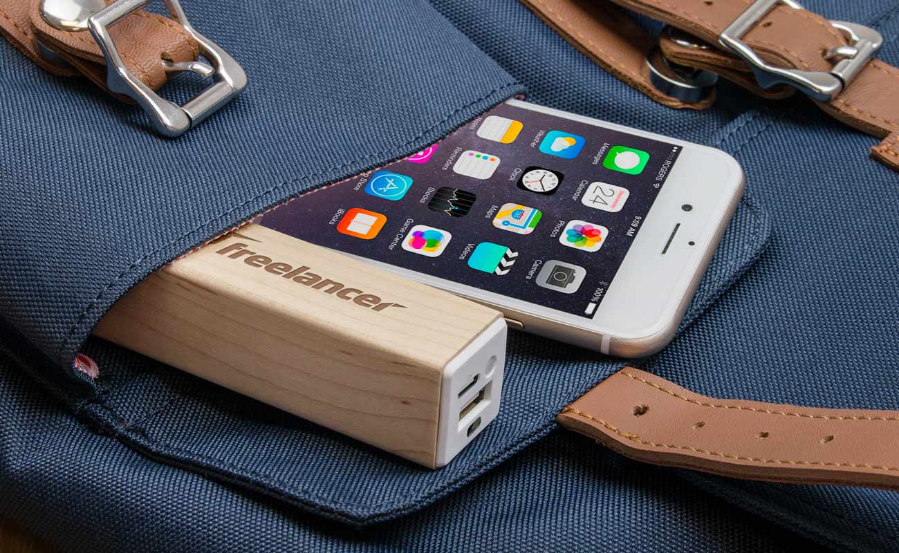 Maple - Logo Powerbank gallery thumbnail