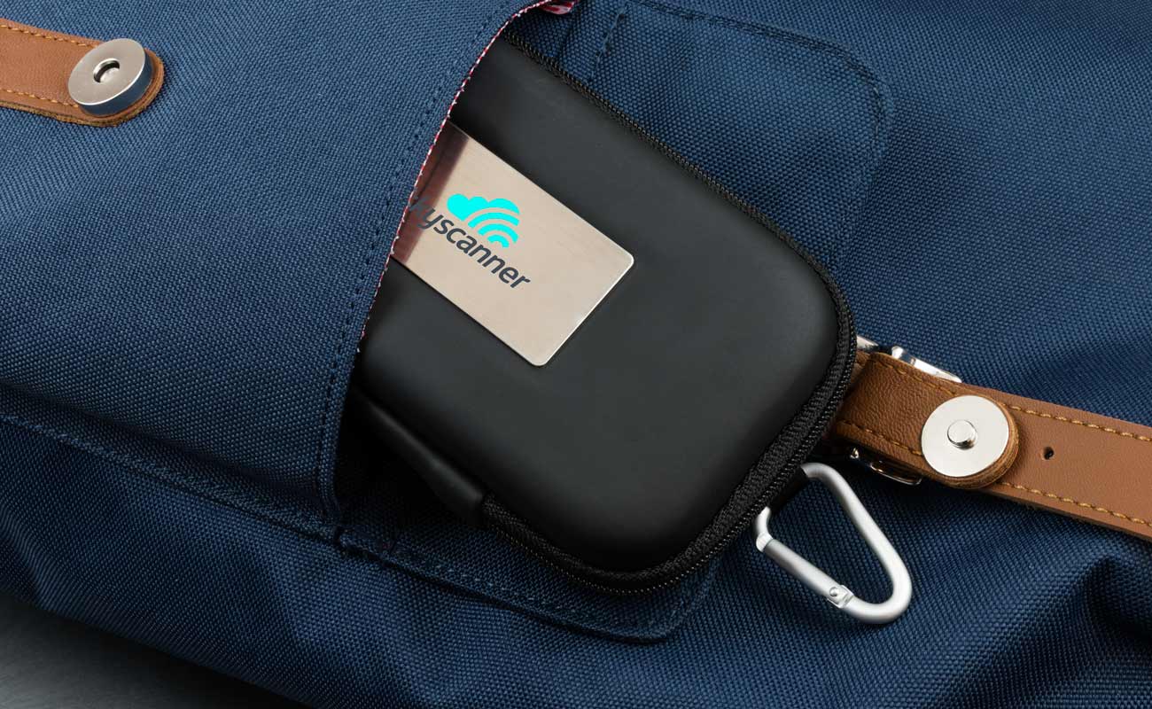 Metal M - Gavesæt efter dit design gallery thumbnail