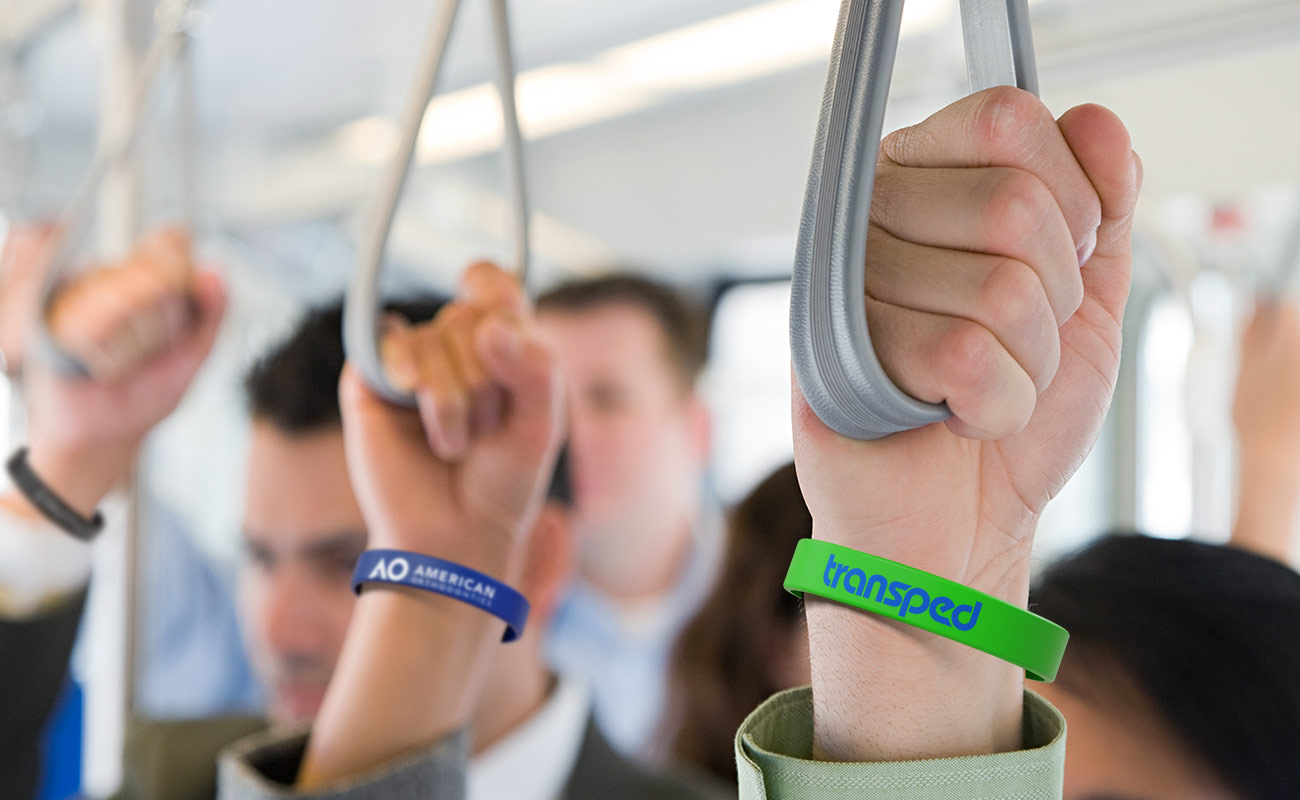 Revo - Salgsfremmende Armbånd af silikone gallery thumbnail