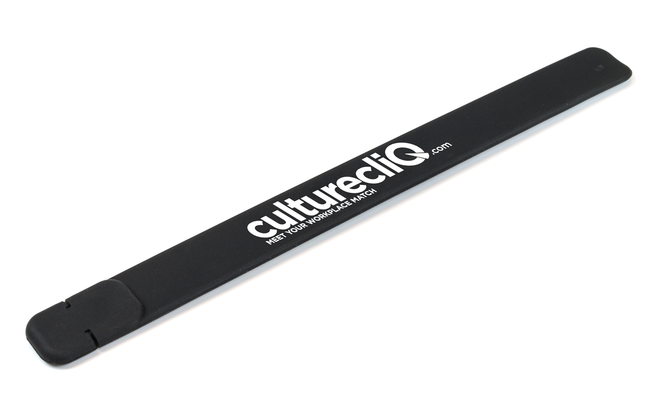 Slap - Personliggjort USB armbånd  gallery thumbnail