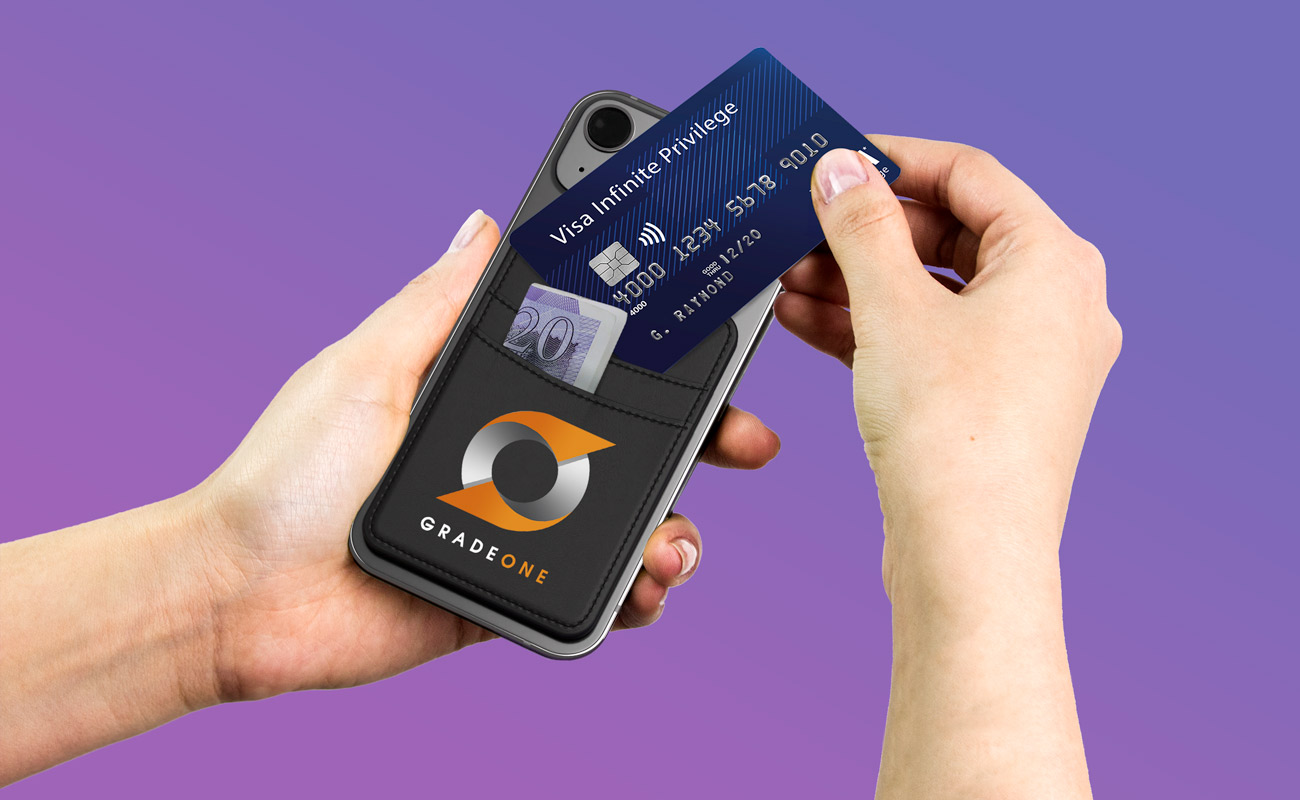 Vault - Speciallavet telefon punge gallery thumbnail